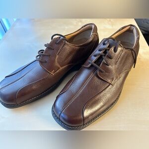 NWOT Men’s Docker’s dress shoes laced brown genuine pebble leather Sz 9.5
